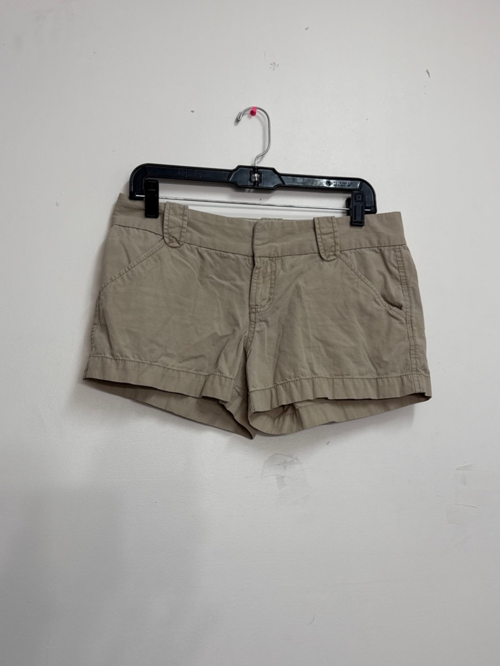 Old Navy Khaki Shorts 100% Cotton khaki mini shorts mcbling beige mini shorts